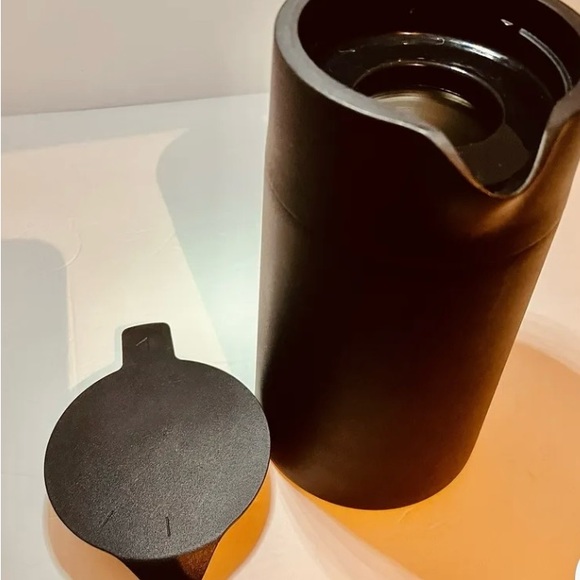 IKEA Underlatta Vacuum Flash Black 41oz - Picture 3 of 5